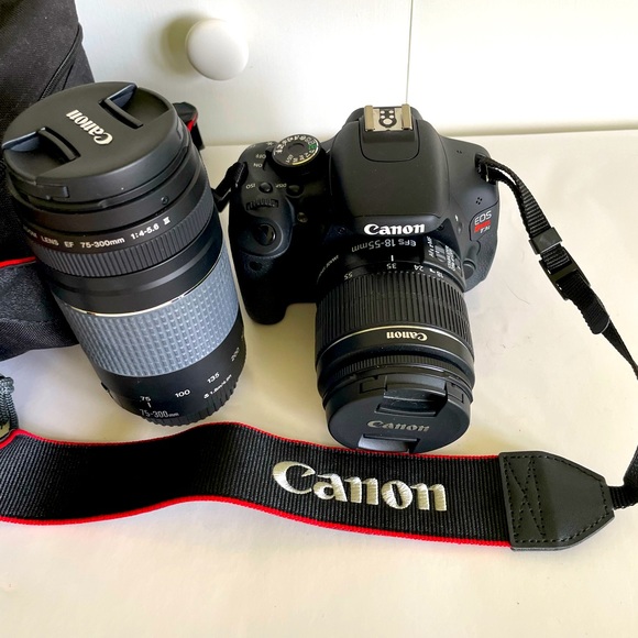 Canon Other - CANON Rebel T3i Camera Mint